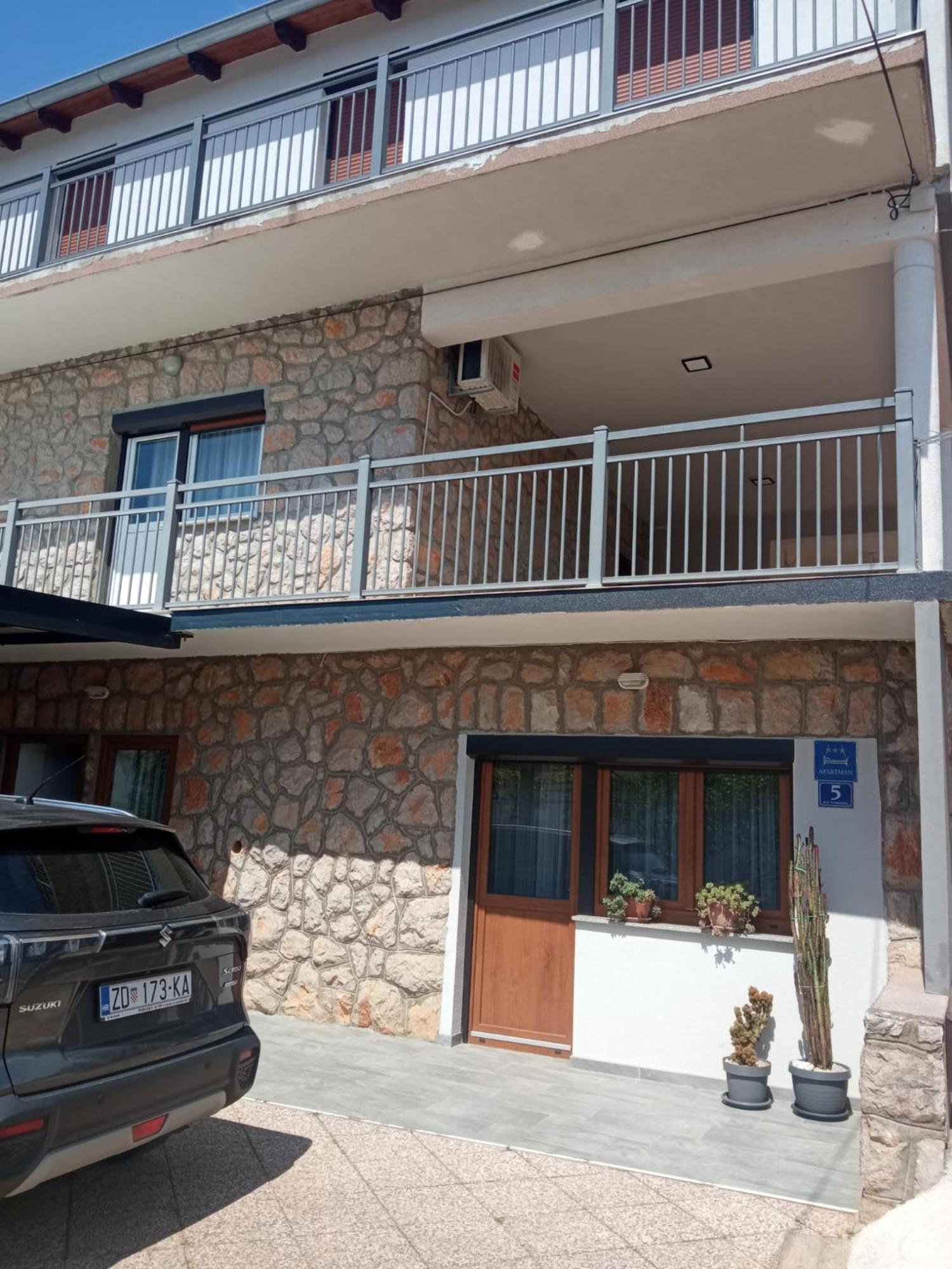 Apartment Plitvice ستاريغغاد باكلينتسا المظهر الخارجي الصورة